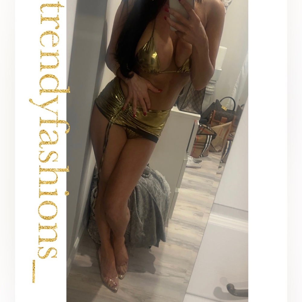 trendyfashions_☀️Michael Kors gold bikini